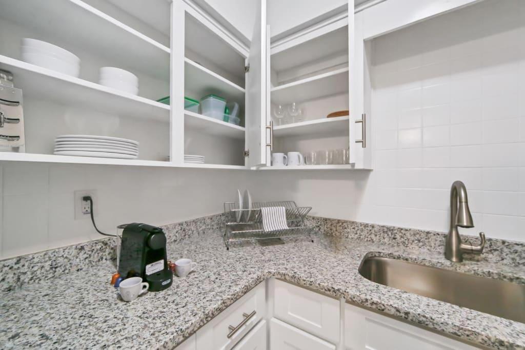 Apartament Designed And Well Located Chic 1Br With Parking Tampa Zewnętrze zdjęcie